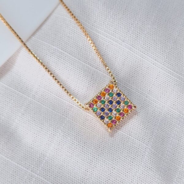 CONJUNTO COLAR E BRINCOS QUADRADO - BANHADO À OURO 18 K - Imagem 2